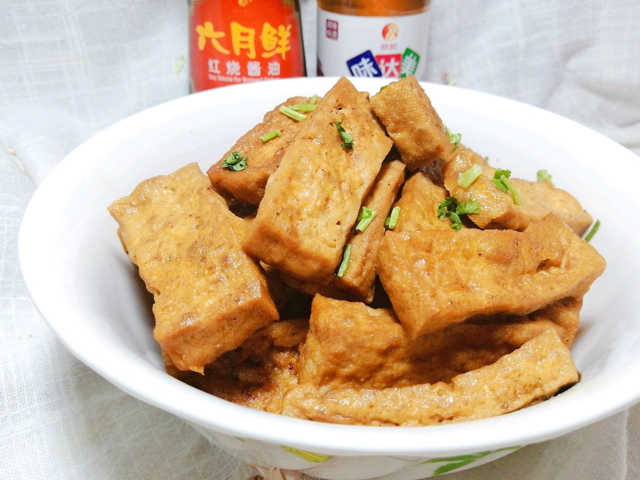 五香卤豆腐