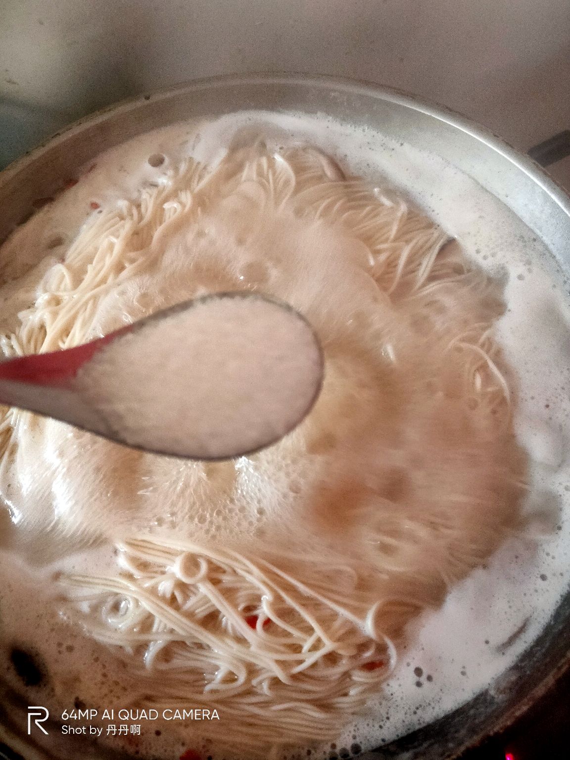 阿丹鲜美清汤面
