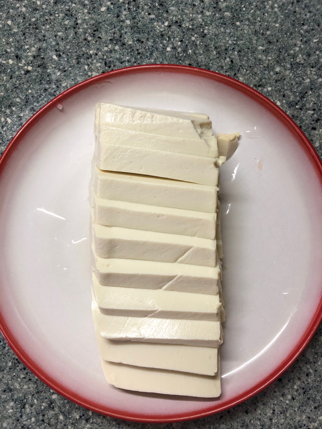 昂刺鱼炖豆腐