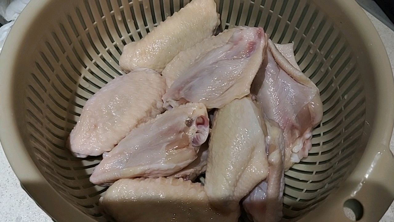奥尔良蜜汁烤鸡翅