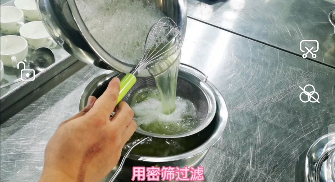 澳洲龙虾《白雪藏龙》