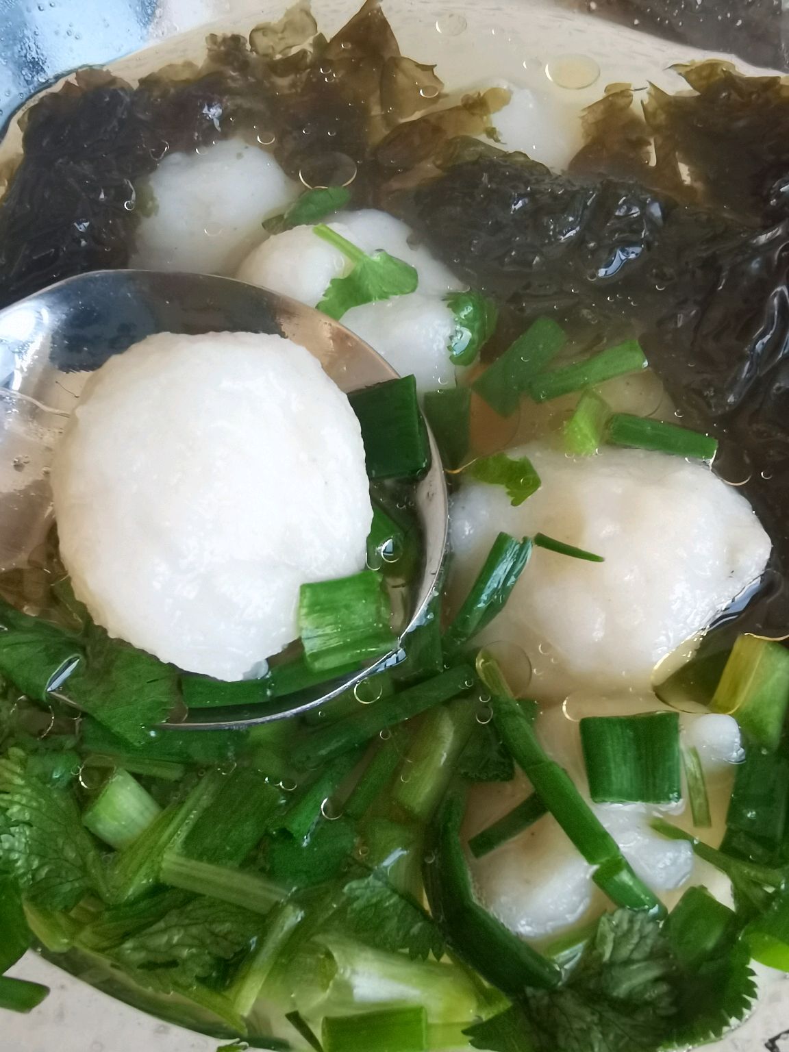 巴沙鱼丸汤（自制鱼丸）
