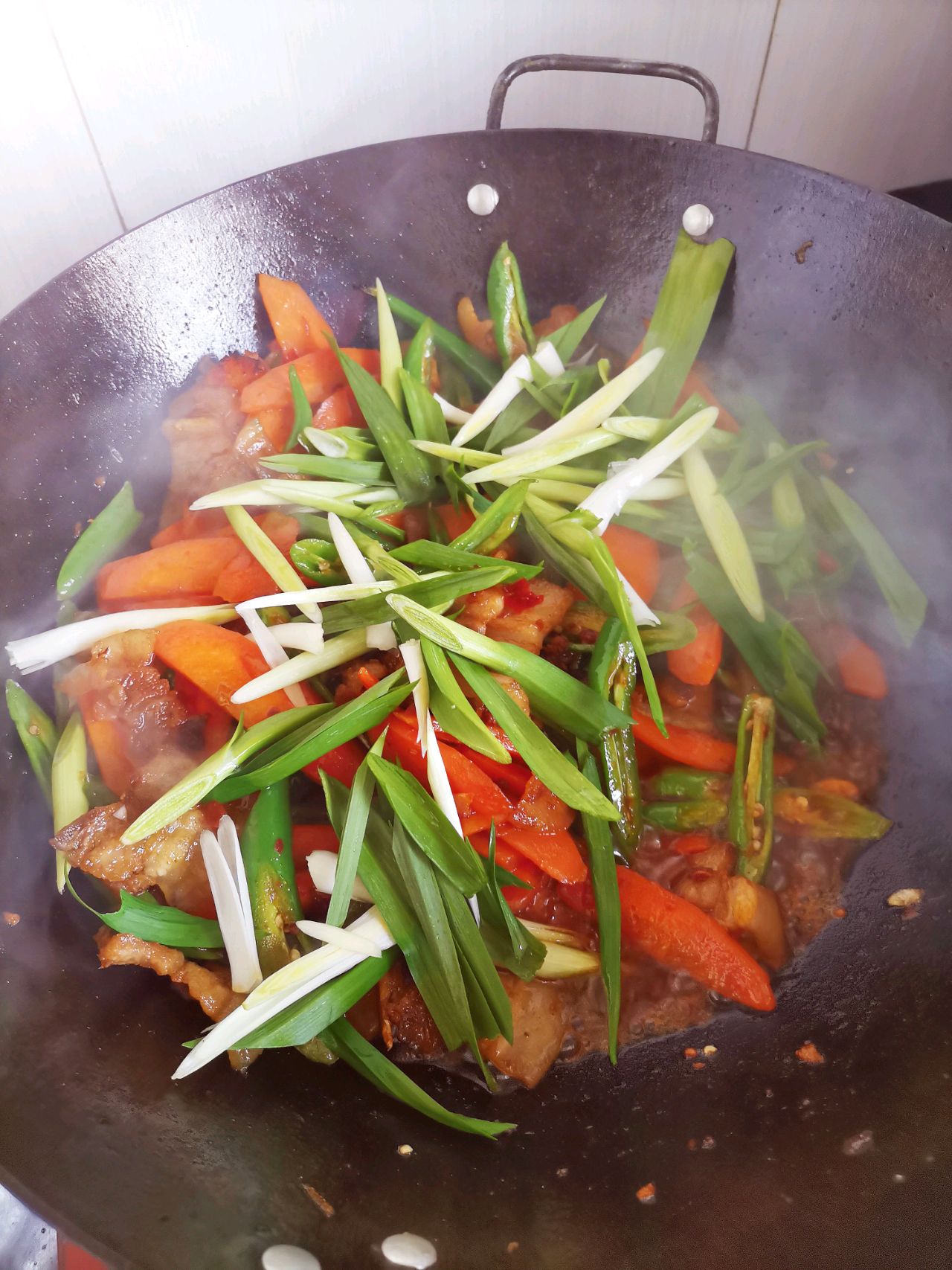 巴适板了好吃惨了— 香香回锅肉