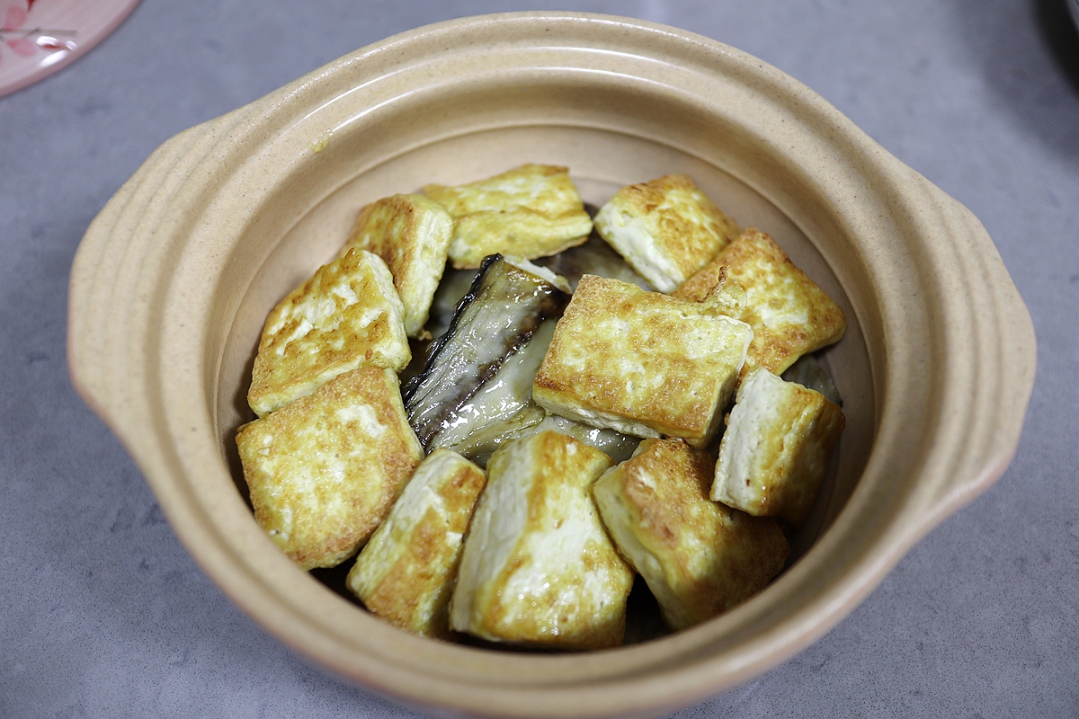 鲅鱼干豆腐煲