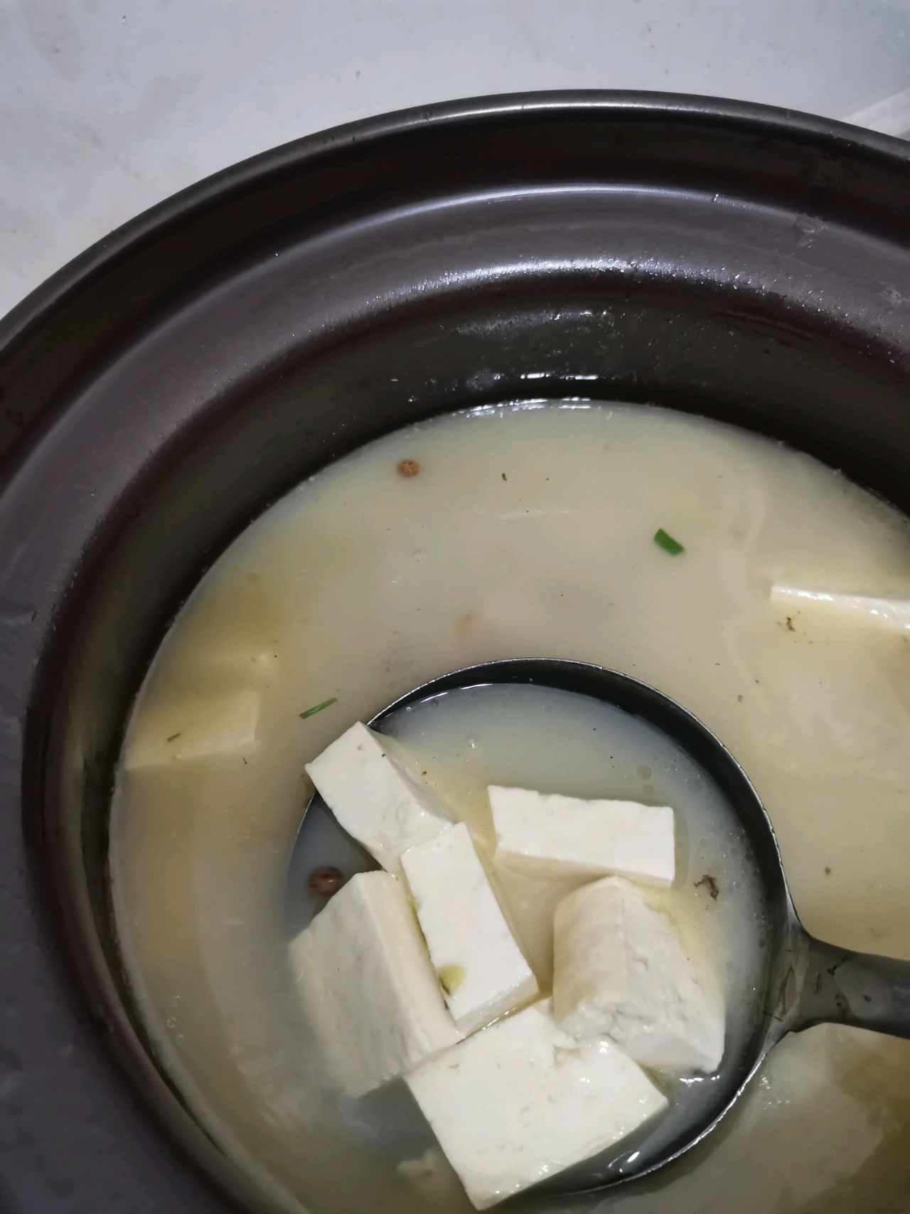 白白豆腐鲫鱼汤