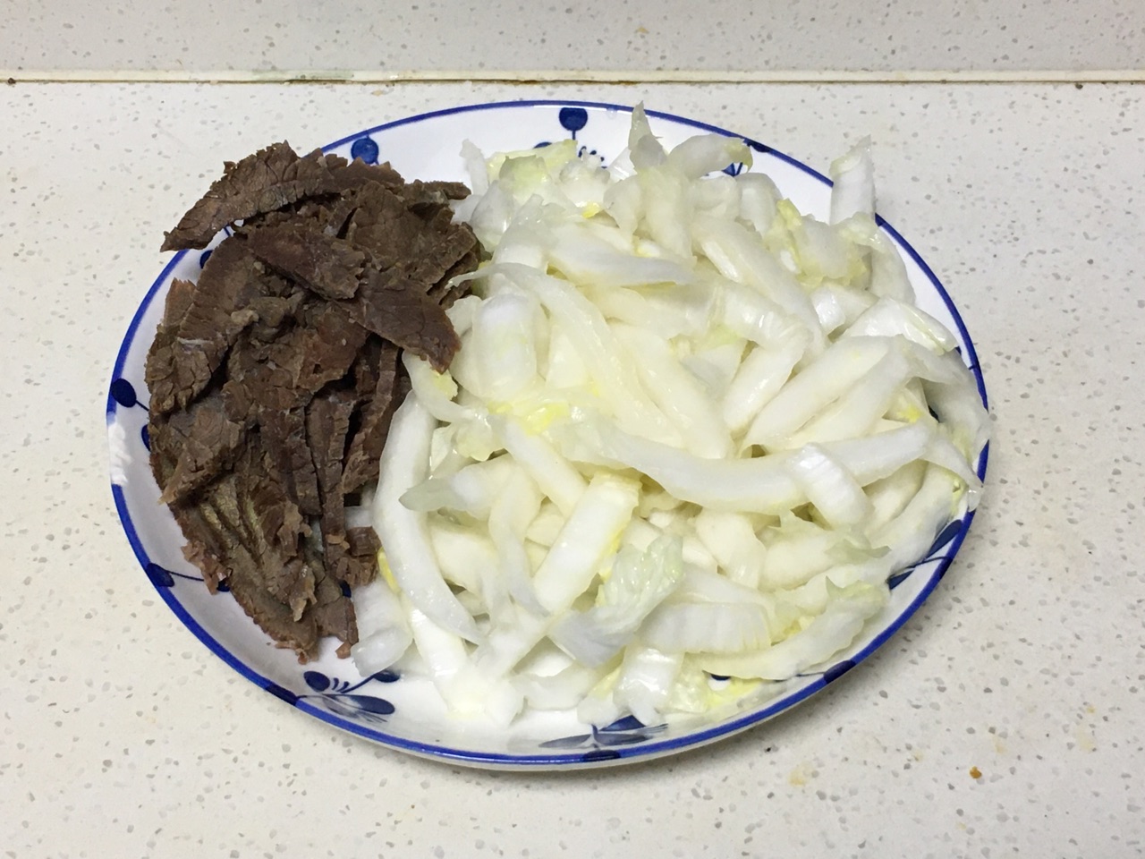 白菜帮炒腊牛肉