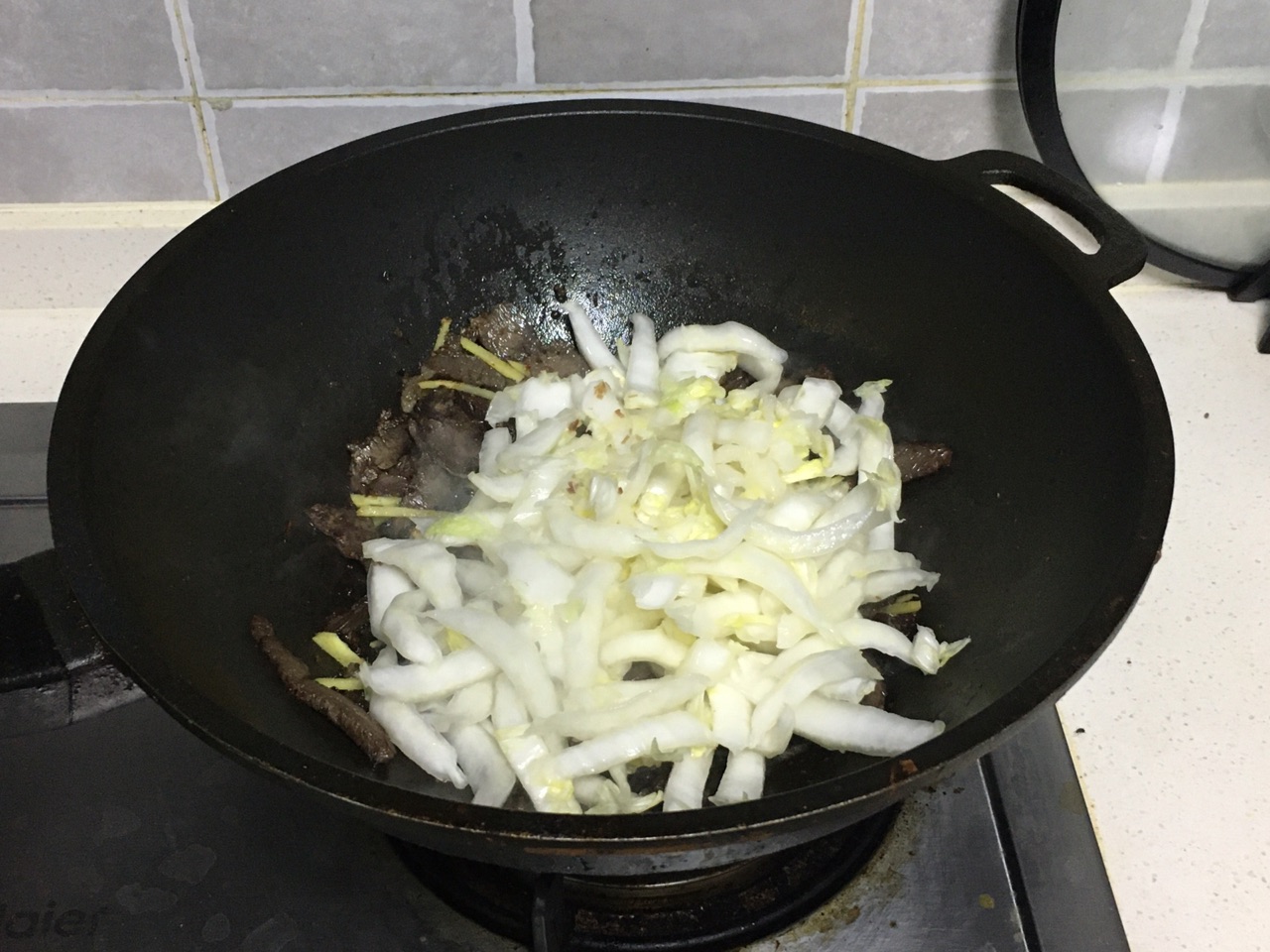 白菜帮炒腊牛肉