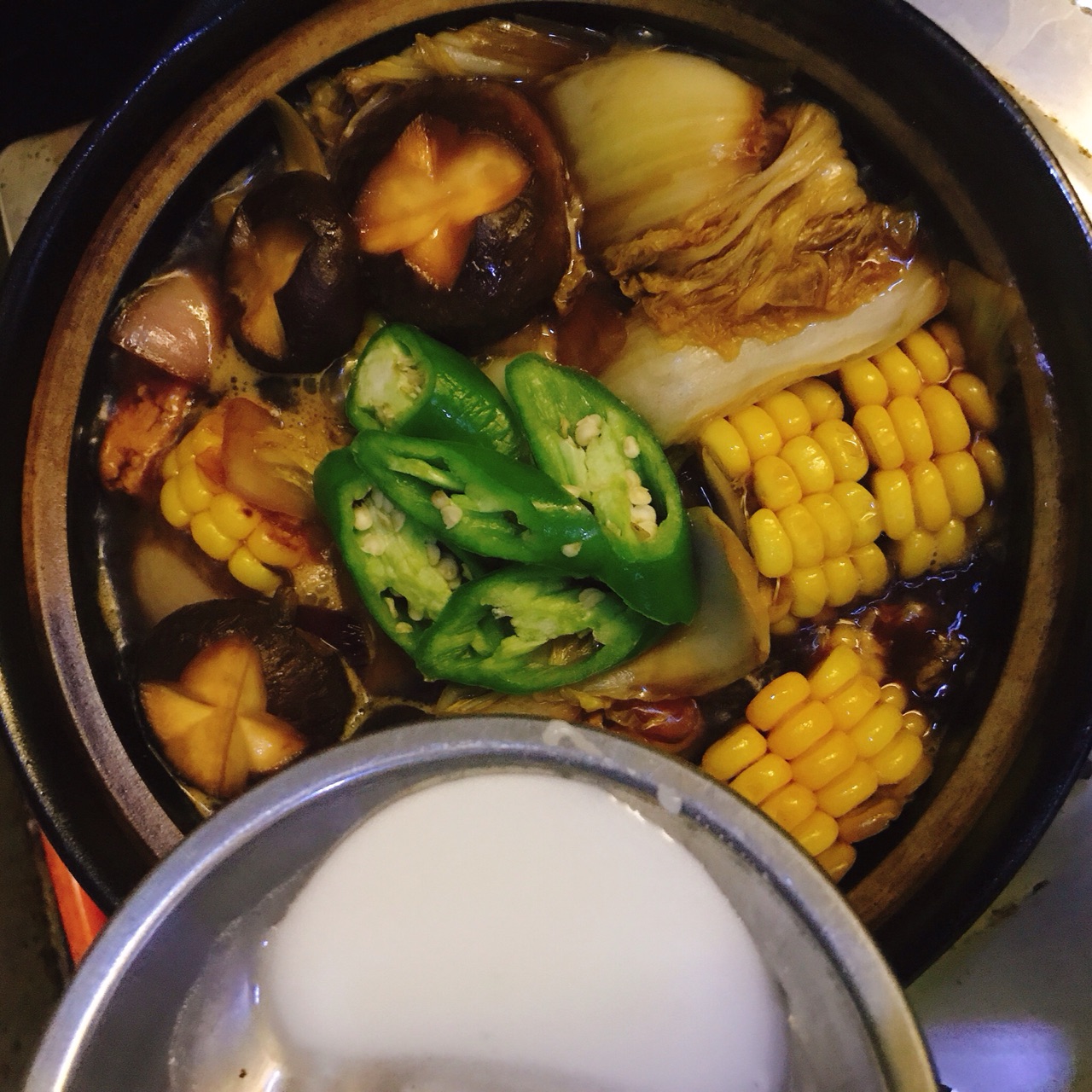 白菜豆腐玉米煲