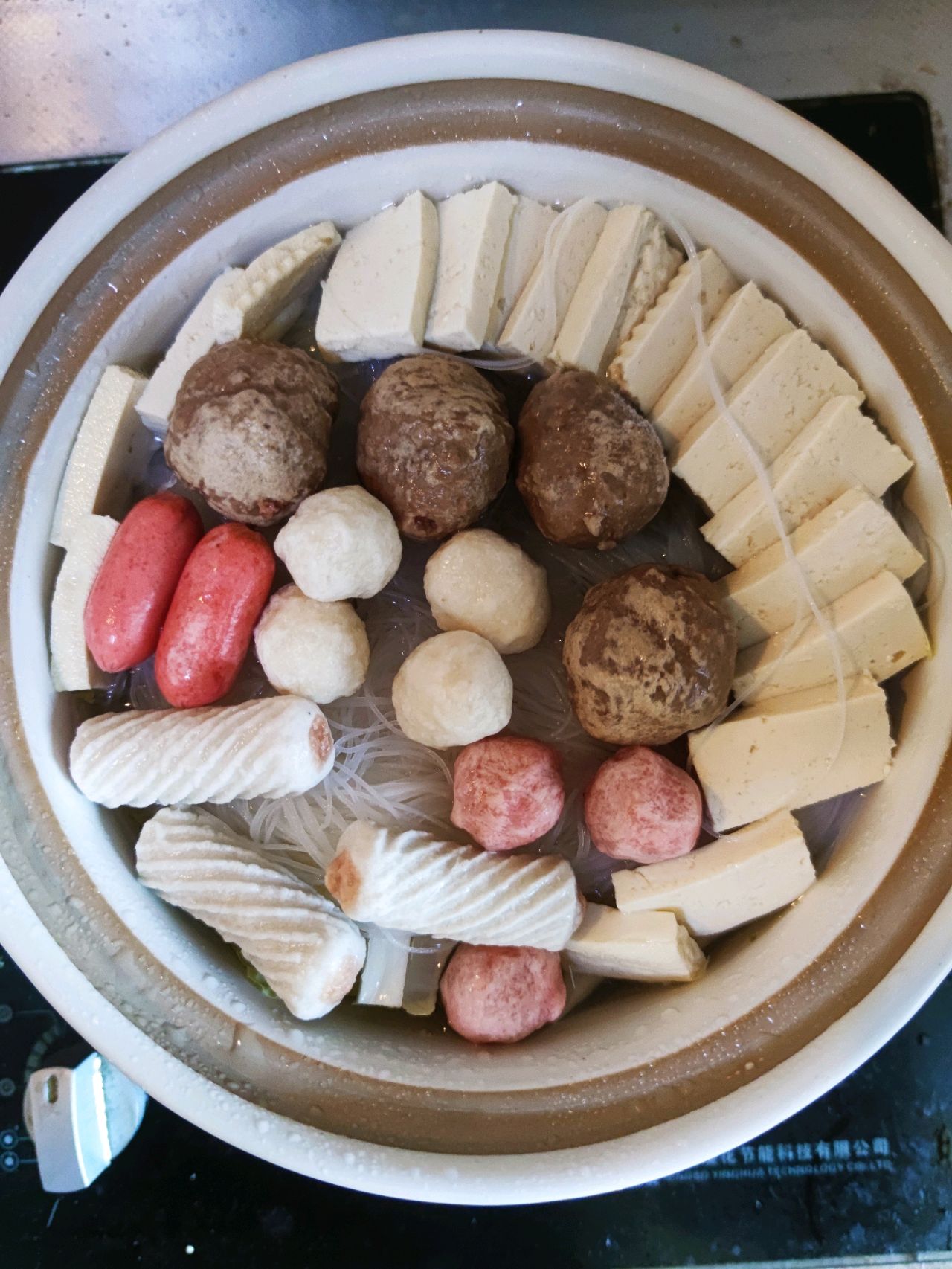 白菜粉丝煲豆腐丸子