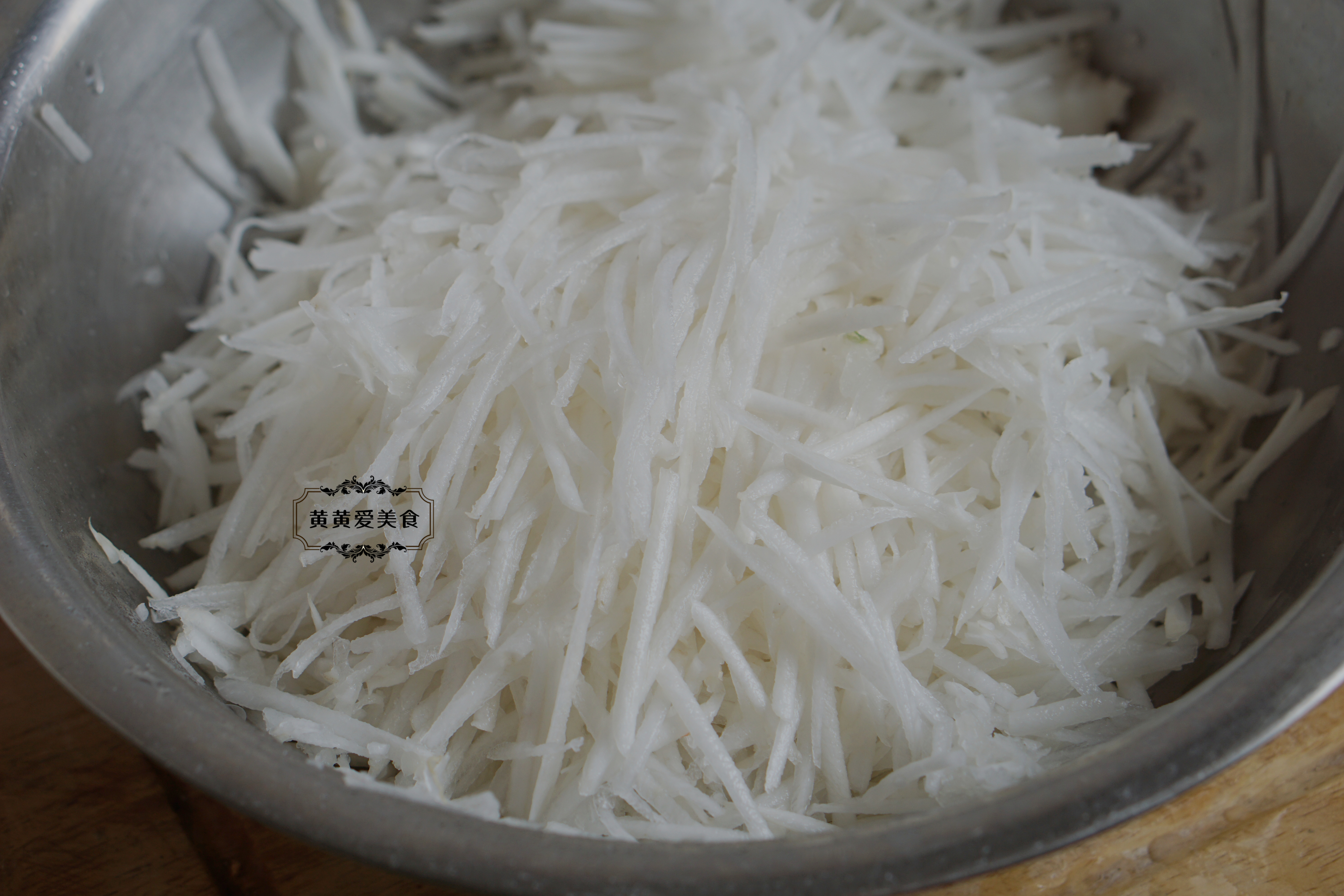 白菜萝卜虾仁饺子