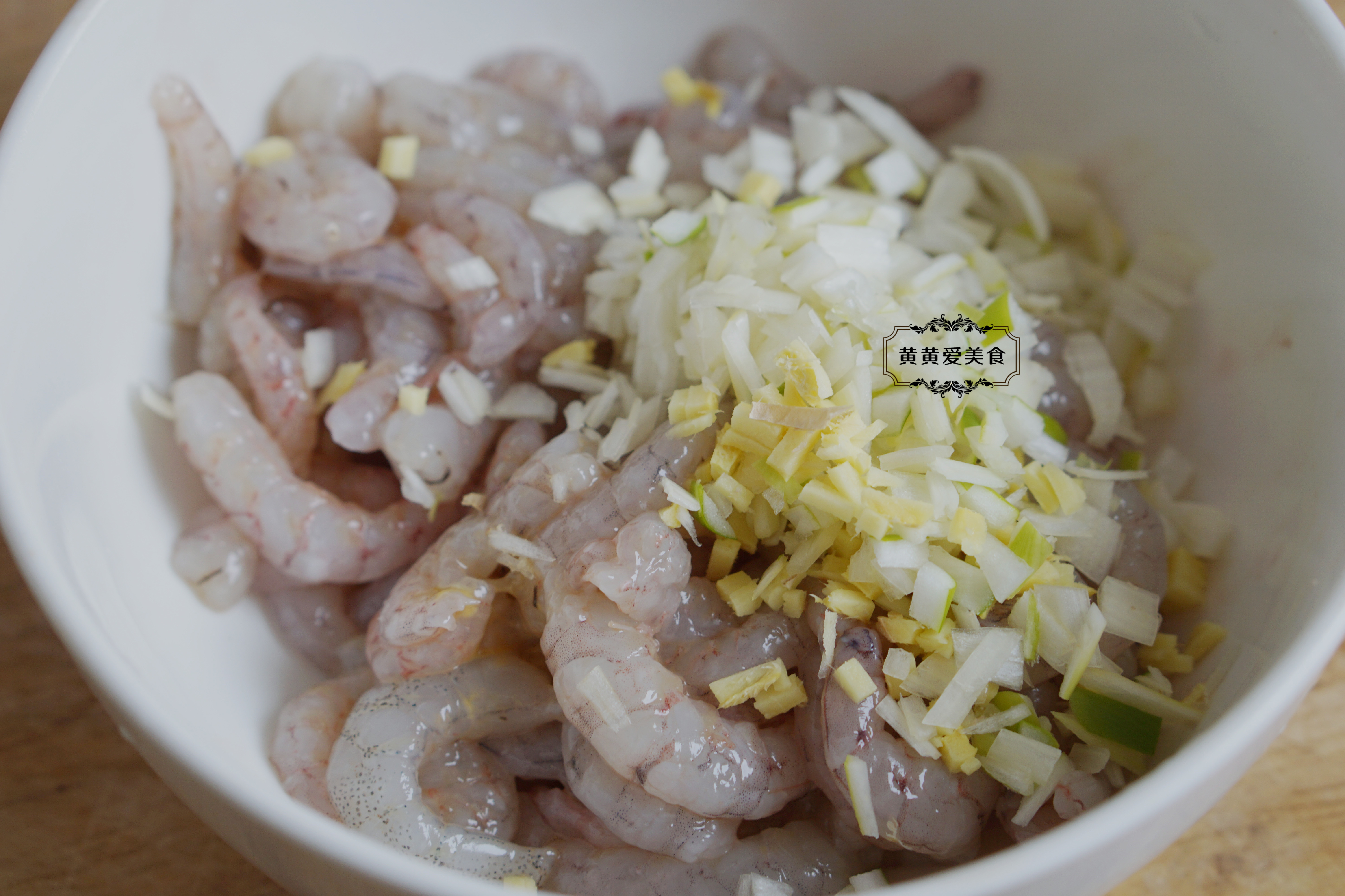 白菜萝卜虾仁饺子