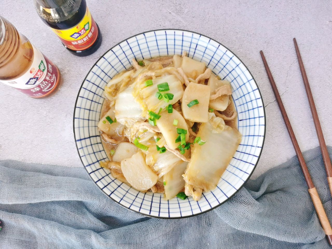白菜肉丝炒年糕