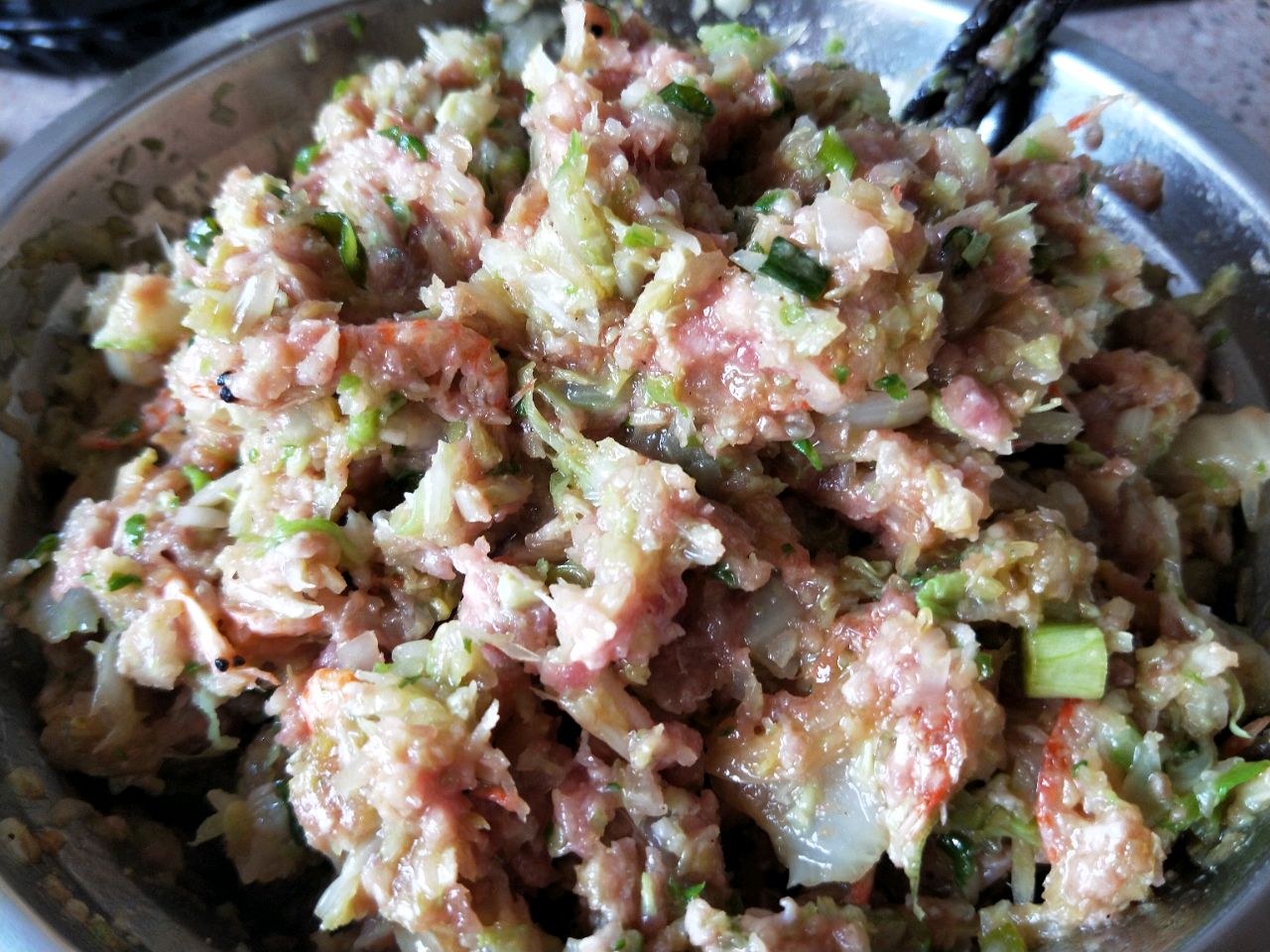 白菜虾米猪肉包子