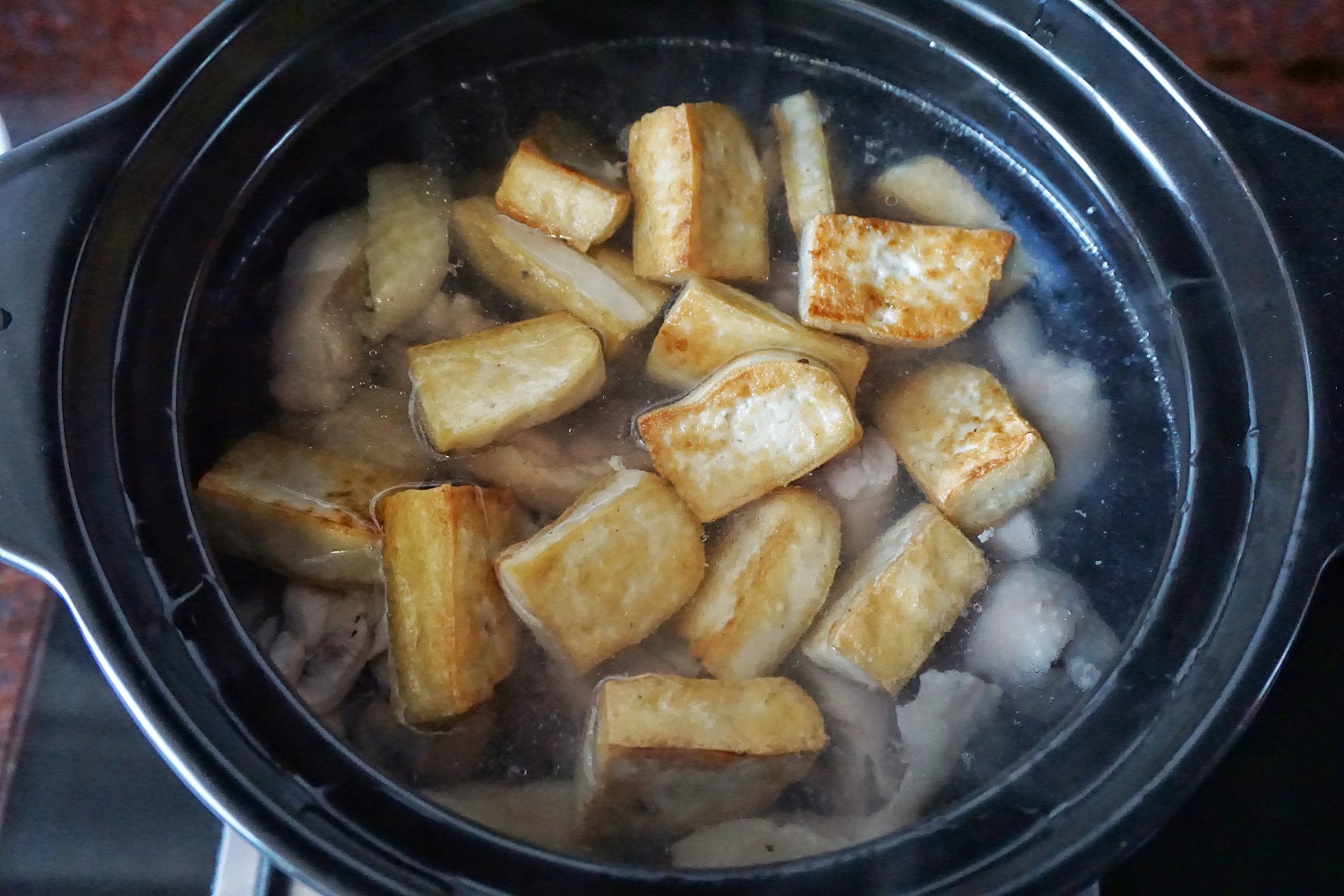 白菜香菇鸡腿汤
