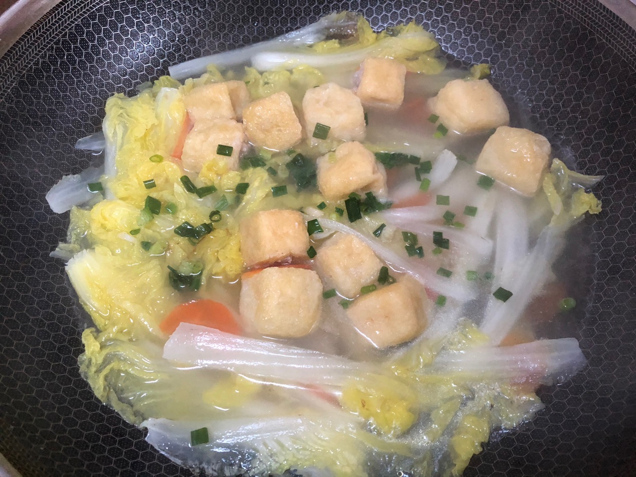 白菜油豆腐汤