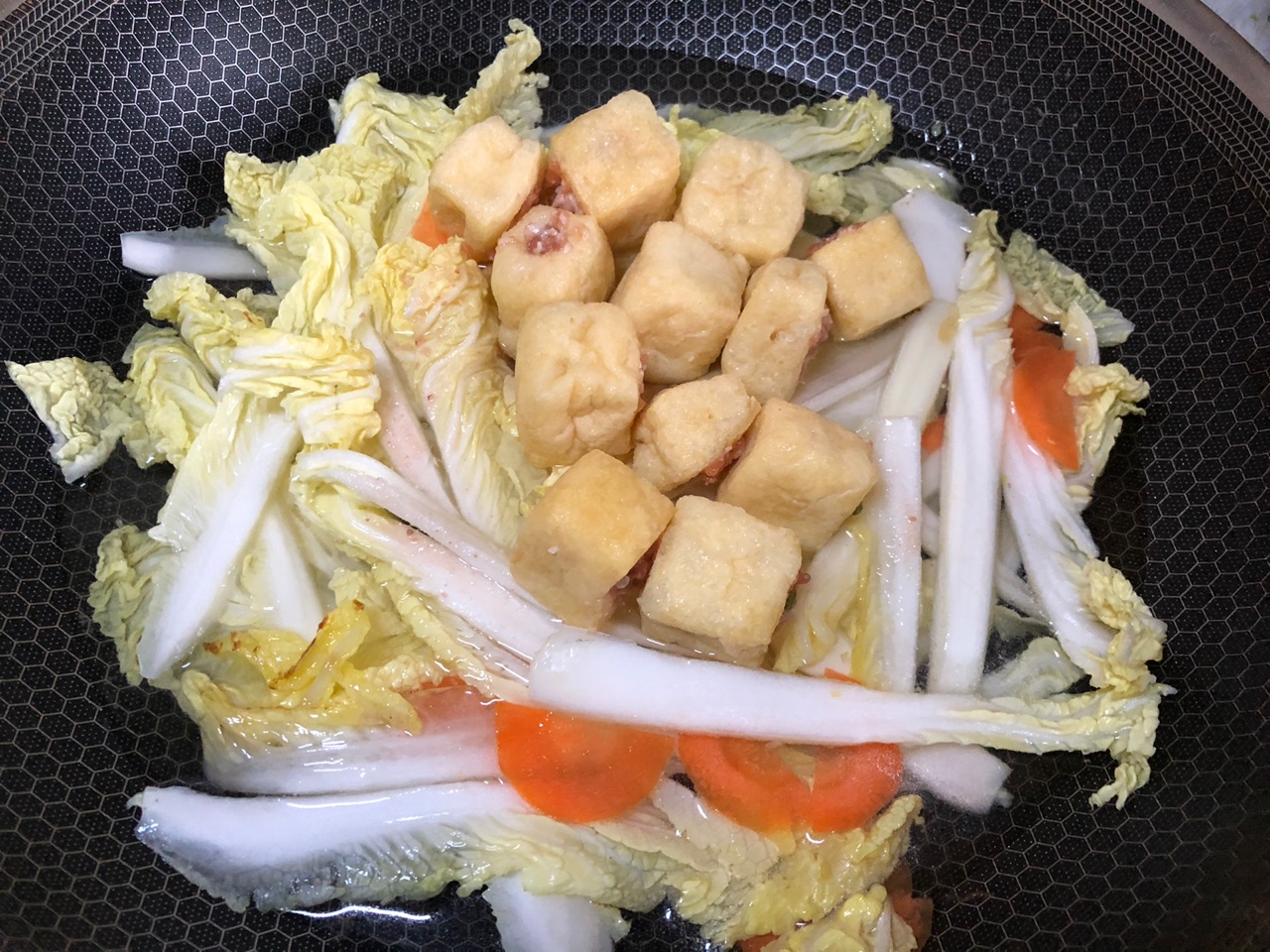 白菜油豆腐汤