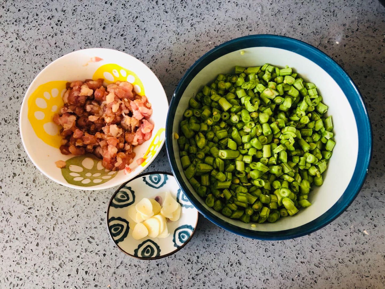 百吃不厌的橄榄菜豆角炒肉沫
