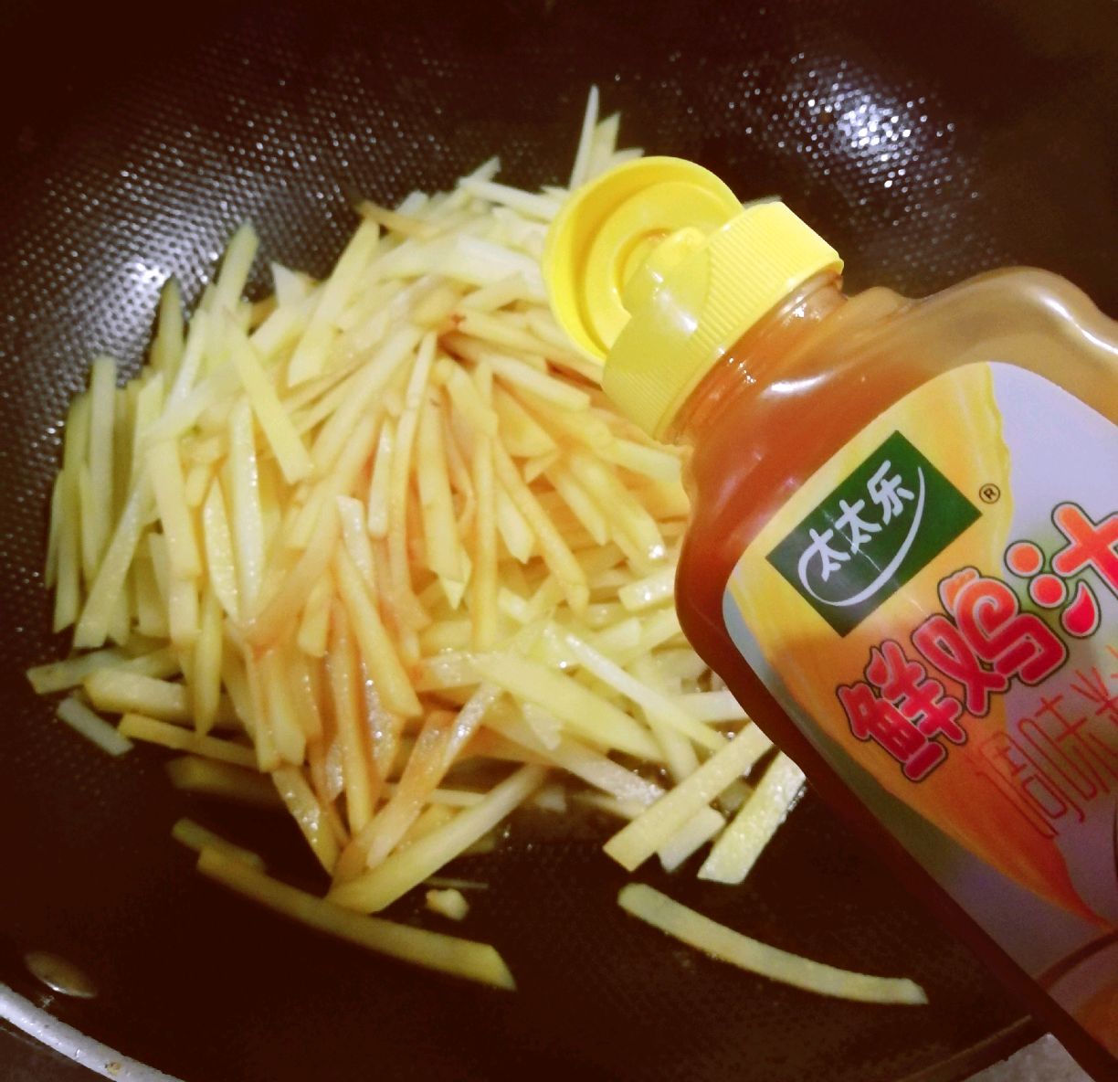 百吃不厌的青椒土豆丝