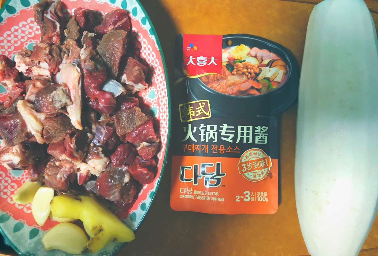 白萝卜炖牛肉