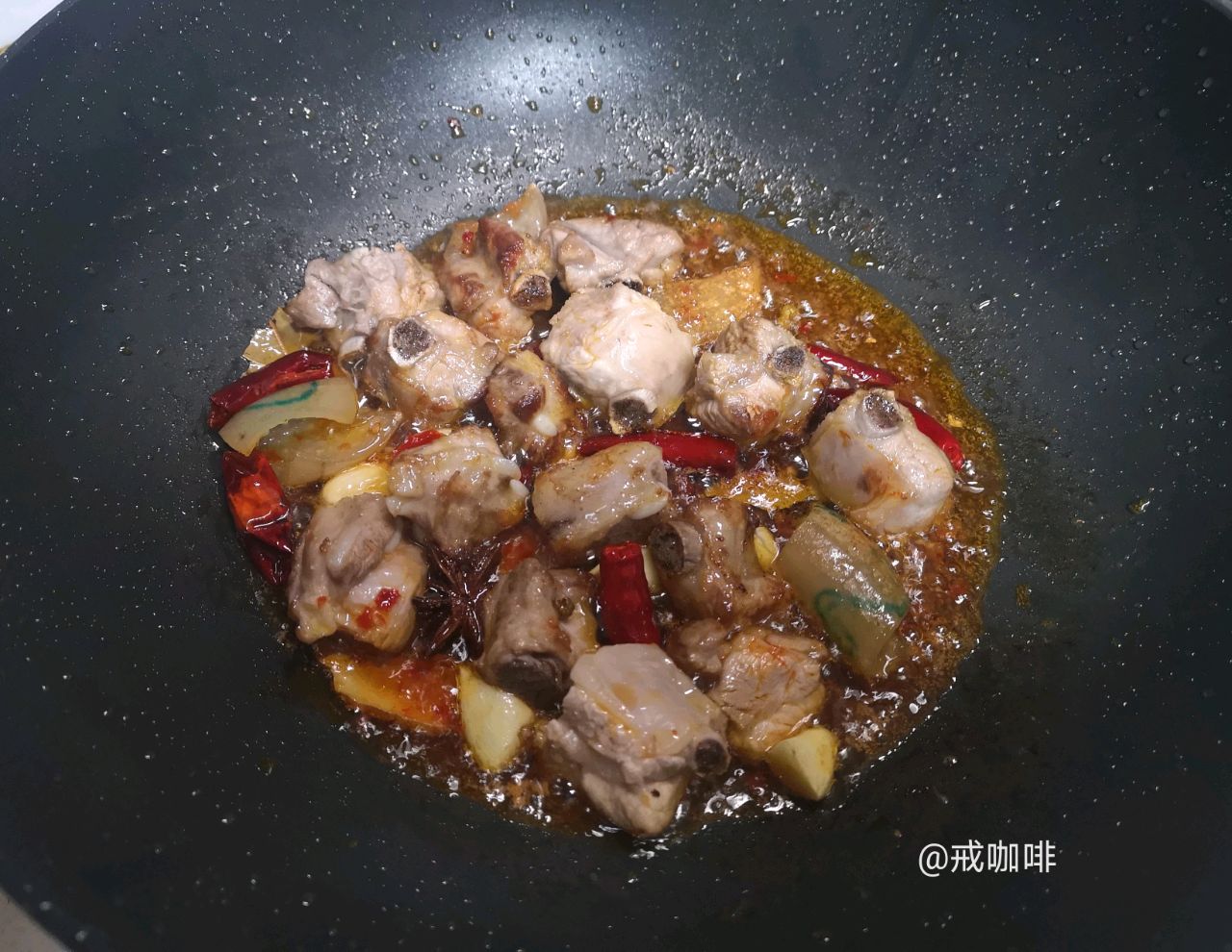 白蘑菇烧排骨