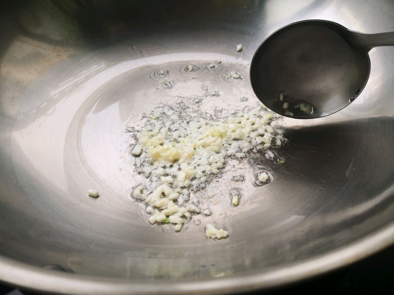 白味噌汤面鱼