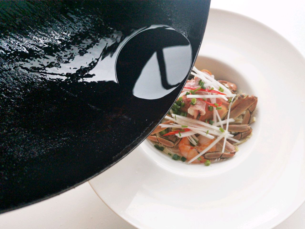 百叶咸肉蒸螃蟹