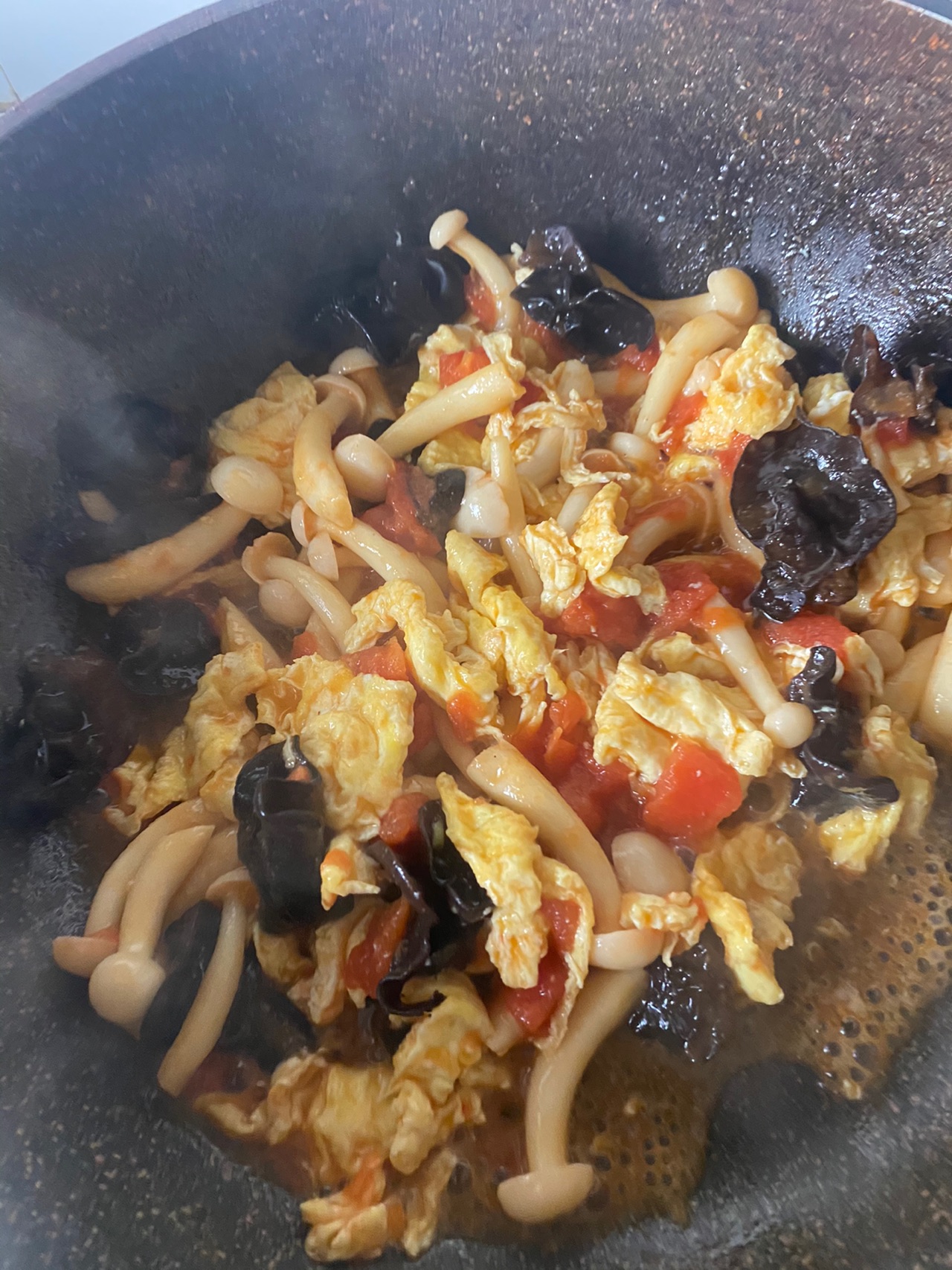 白玉菇炒鸡蛋