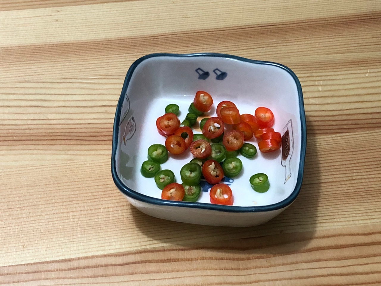 白灼鱿鱼小龙虾