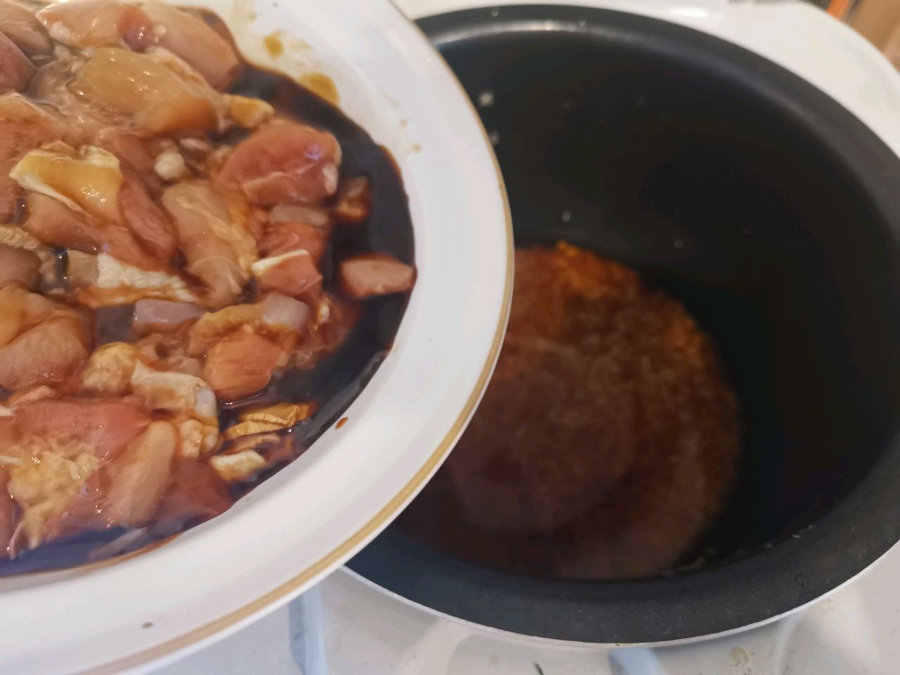 板栗焖鸡饭