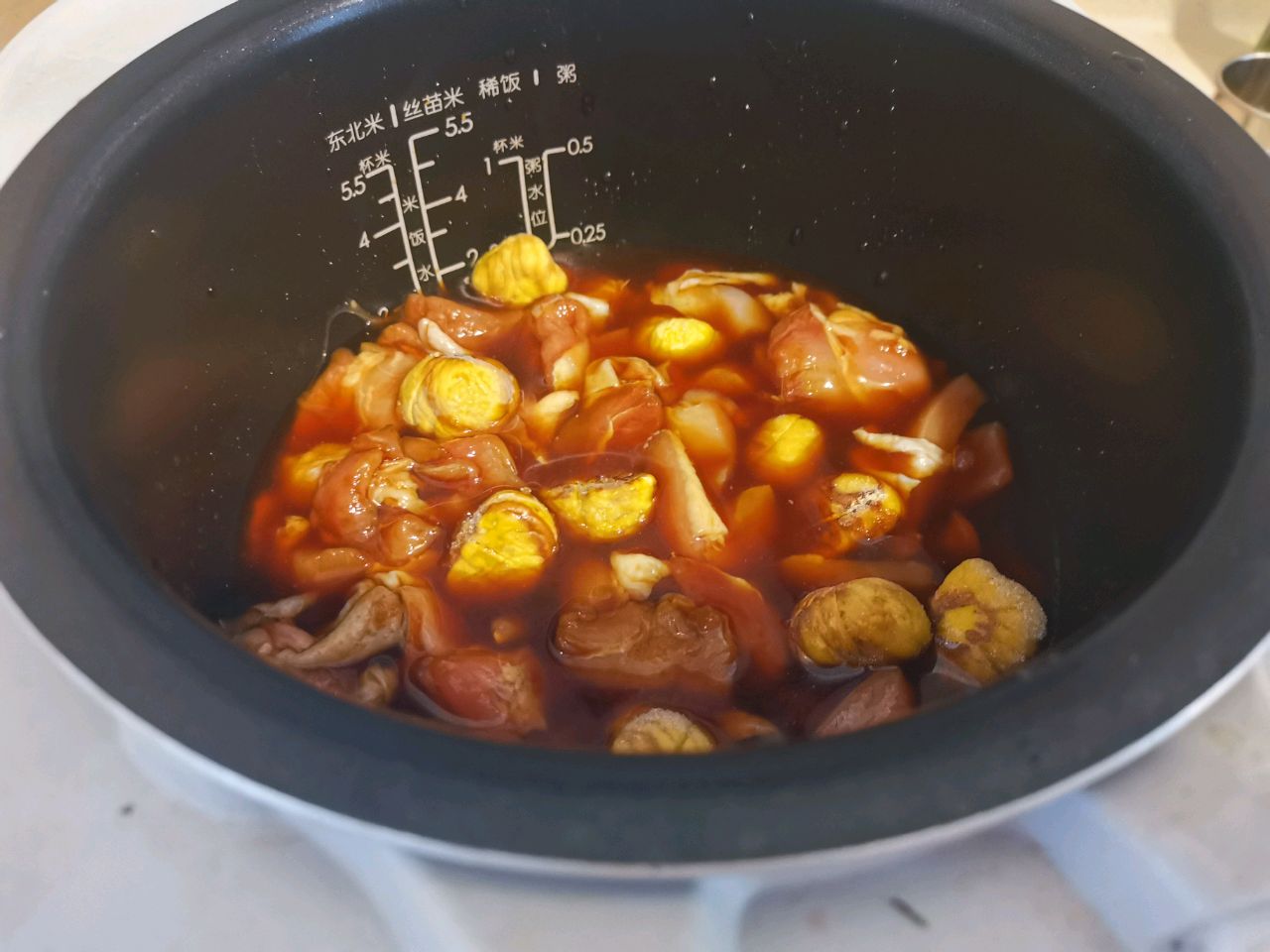 板栗焖鸡饭