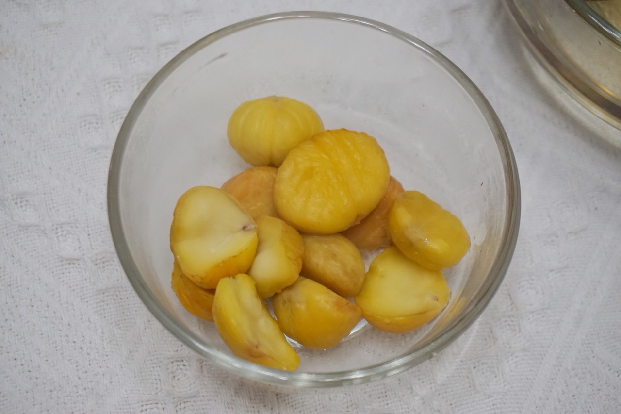 板栗焖鸡饭