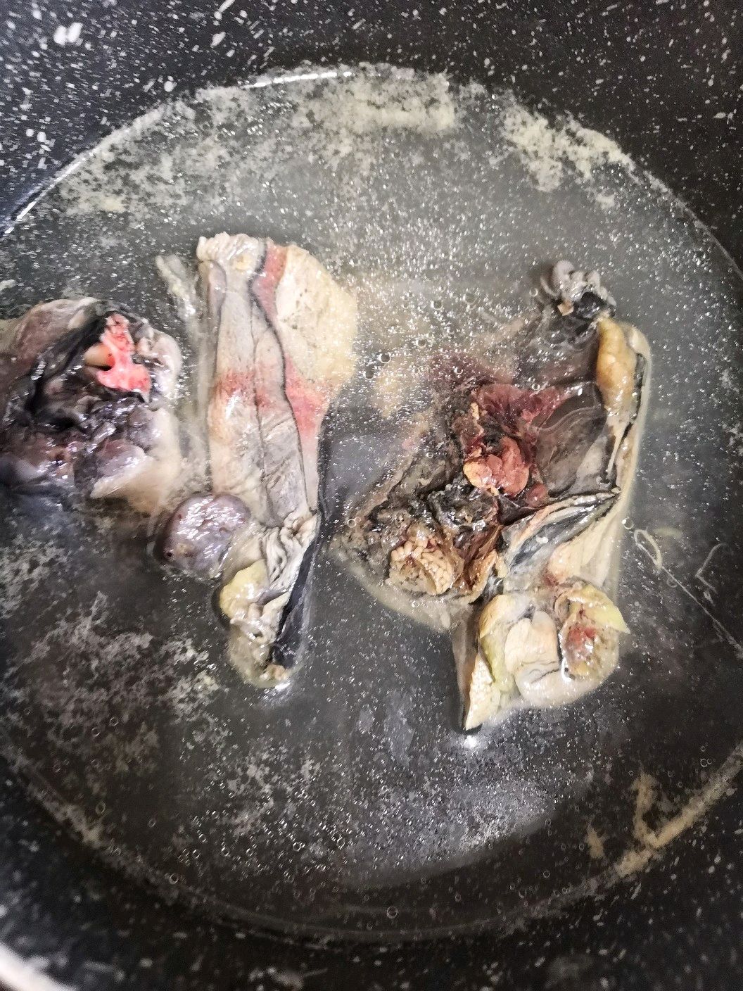 板栗蘑菇乌鸡汤