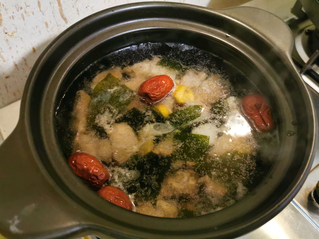 板栗排骨海带汤