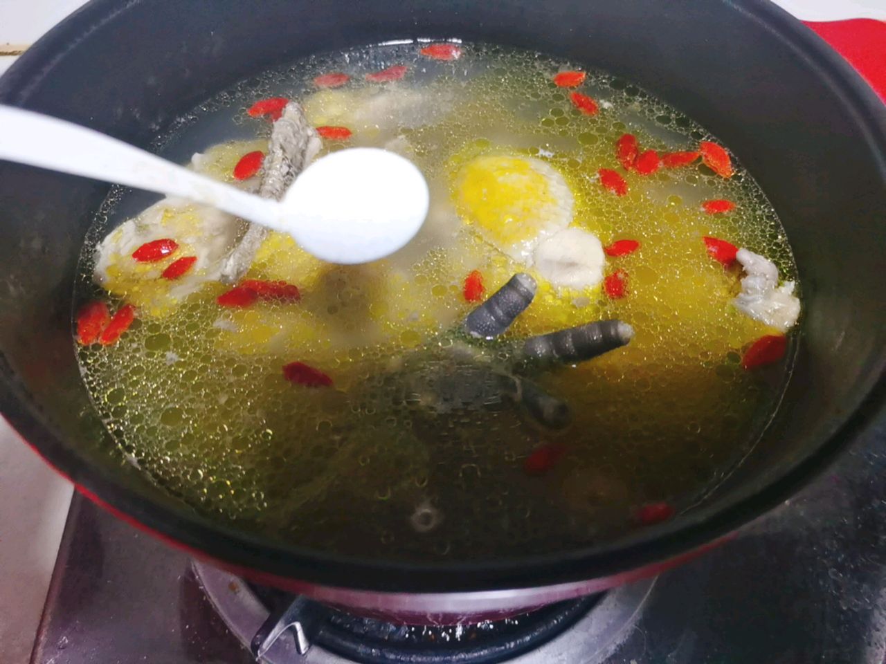 板栗山药煲鸡汤