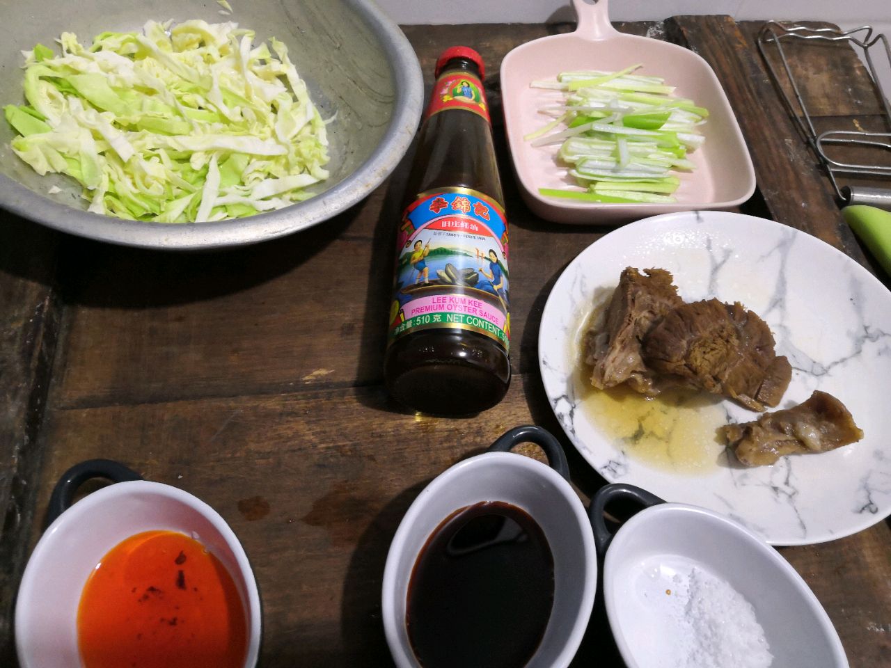 拌牛肉