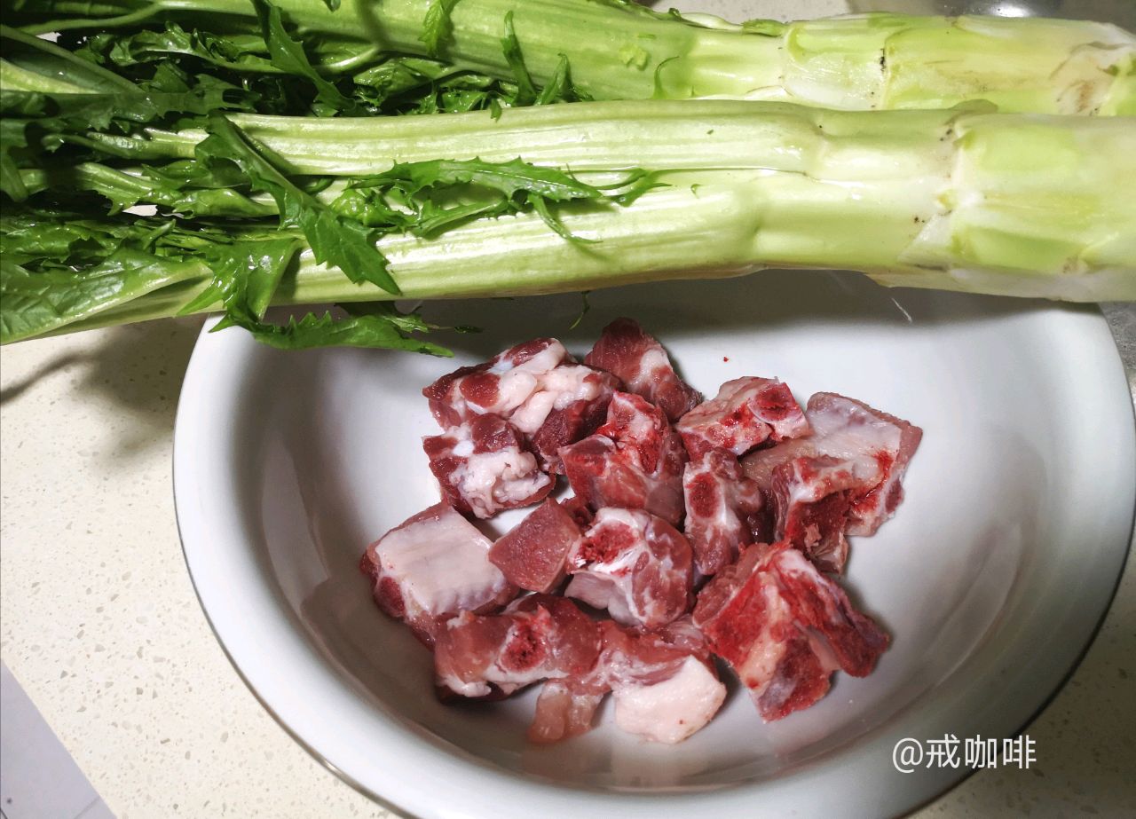 棒菜炖排骨