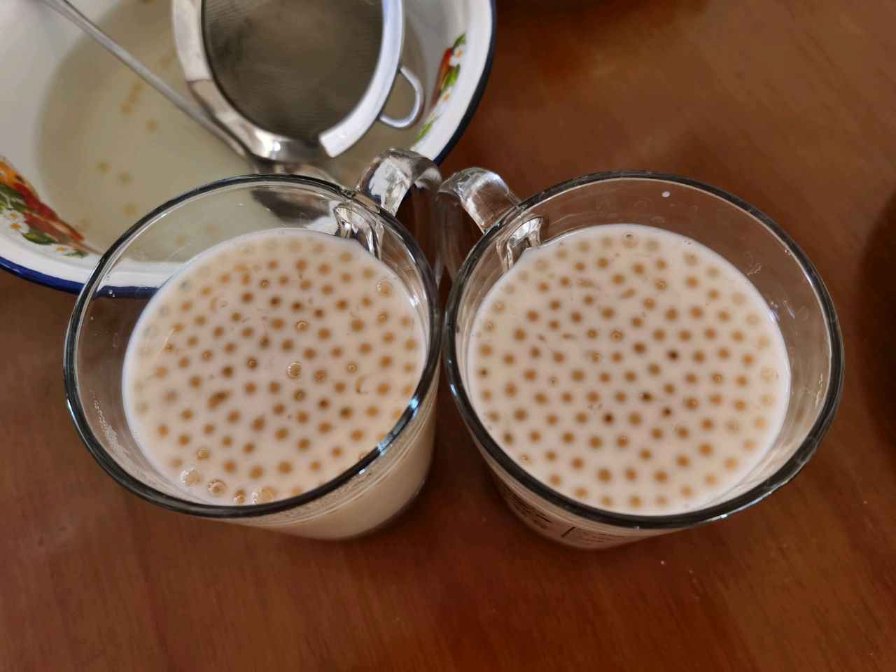 爆爆珠奶茶