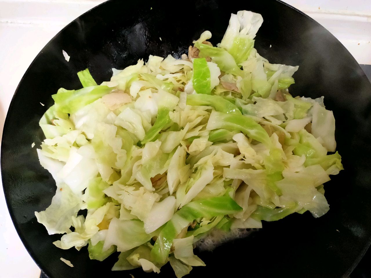 包菜炒肉片