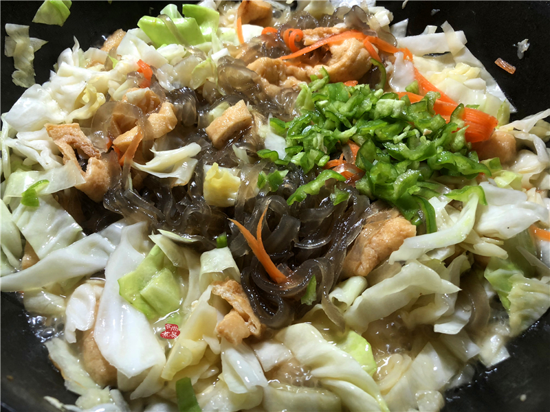包菜豆腐炖粉条