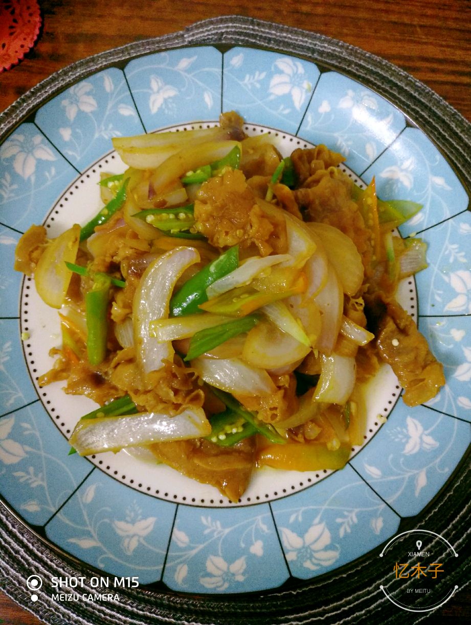 爆炒肥牛