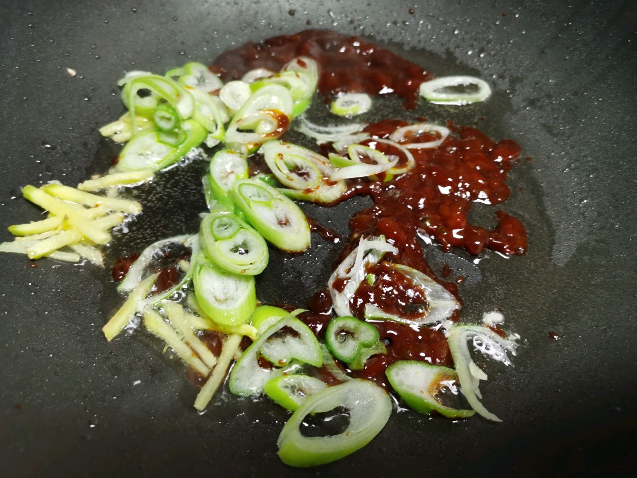 爆炒海蛏子