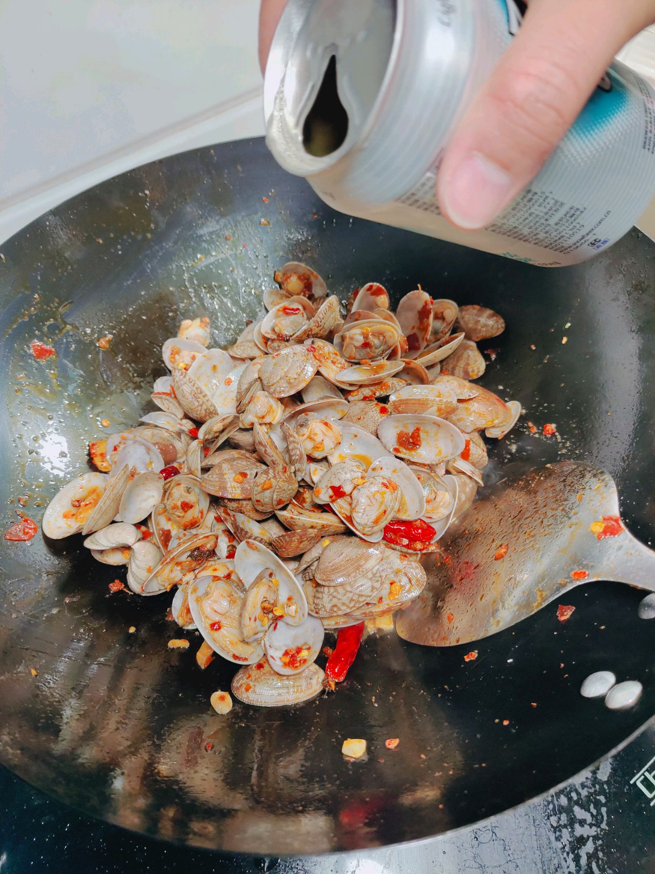 爆炒花甲，香辣花甲