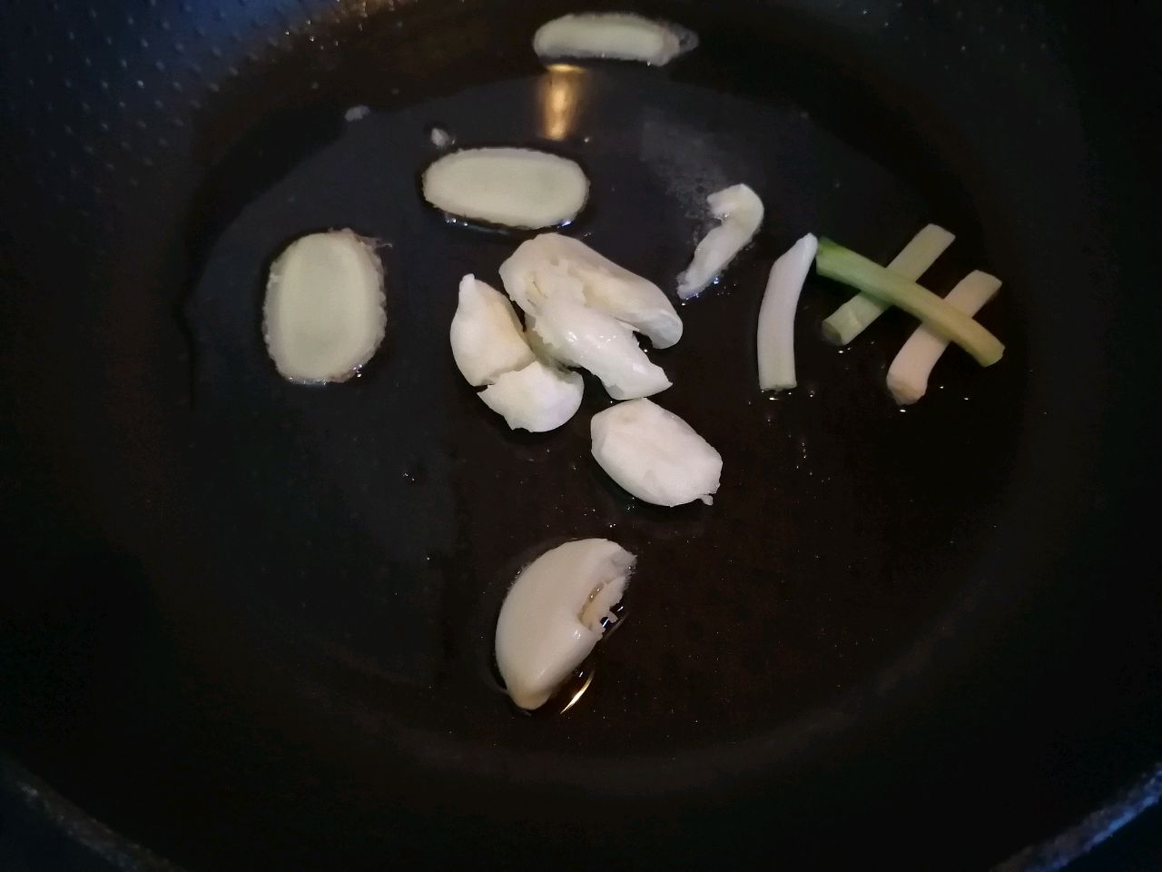 爆炒鸡胗