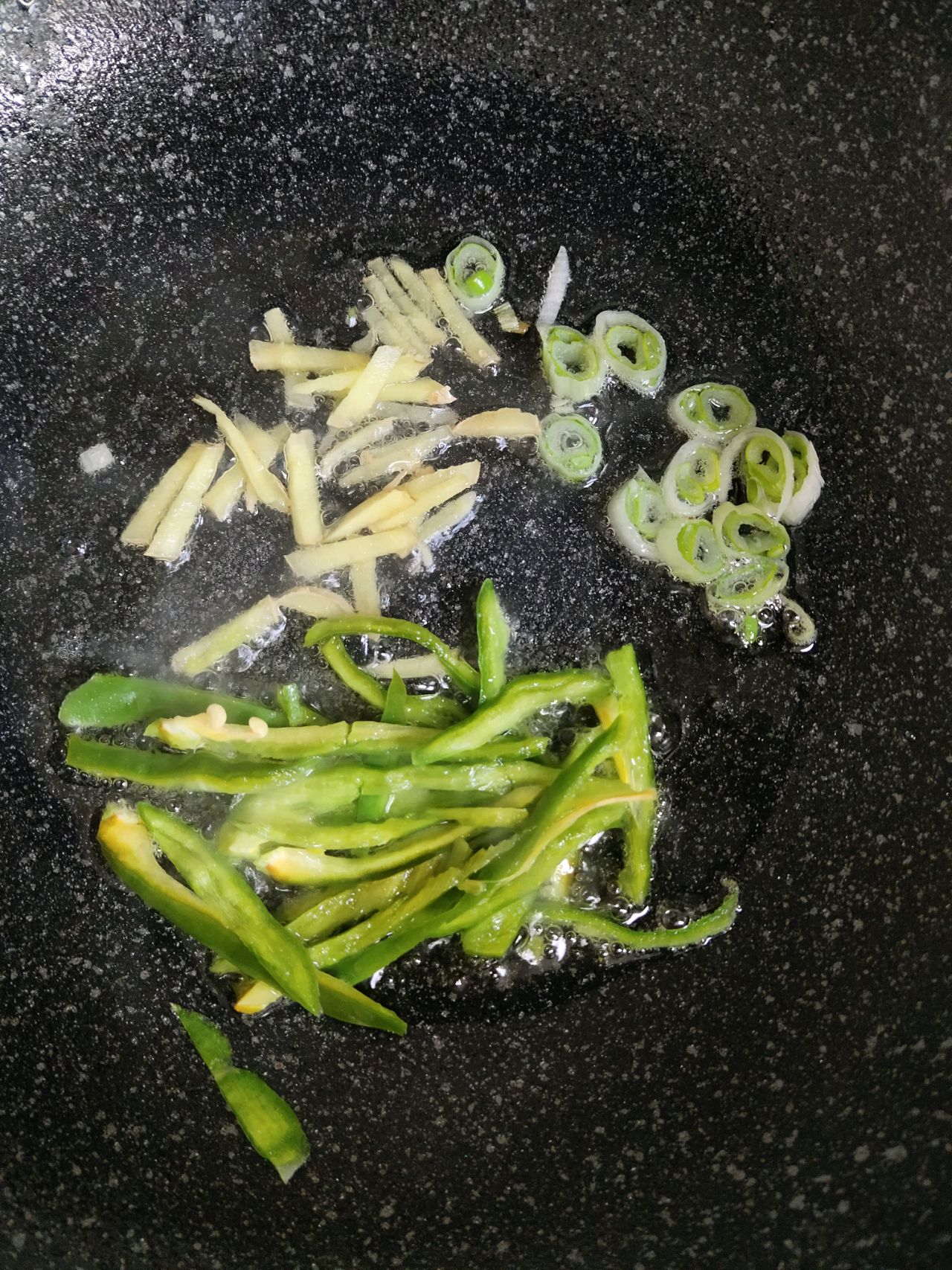 爆炒萝卜丝