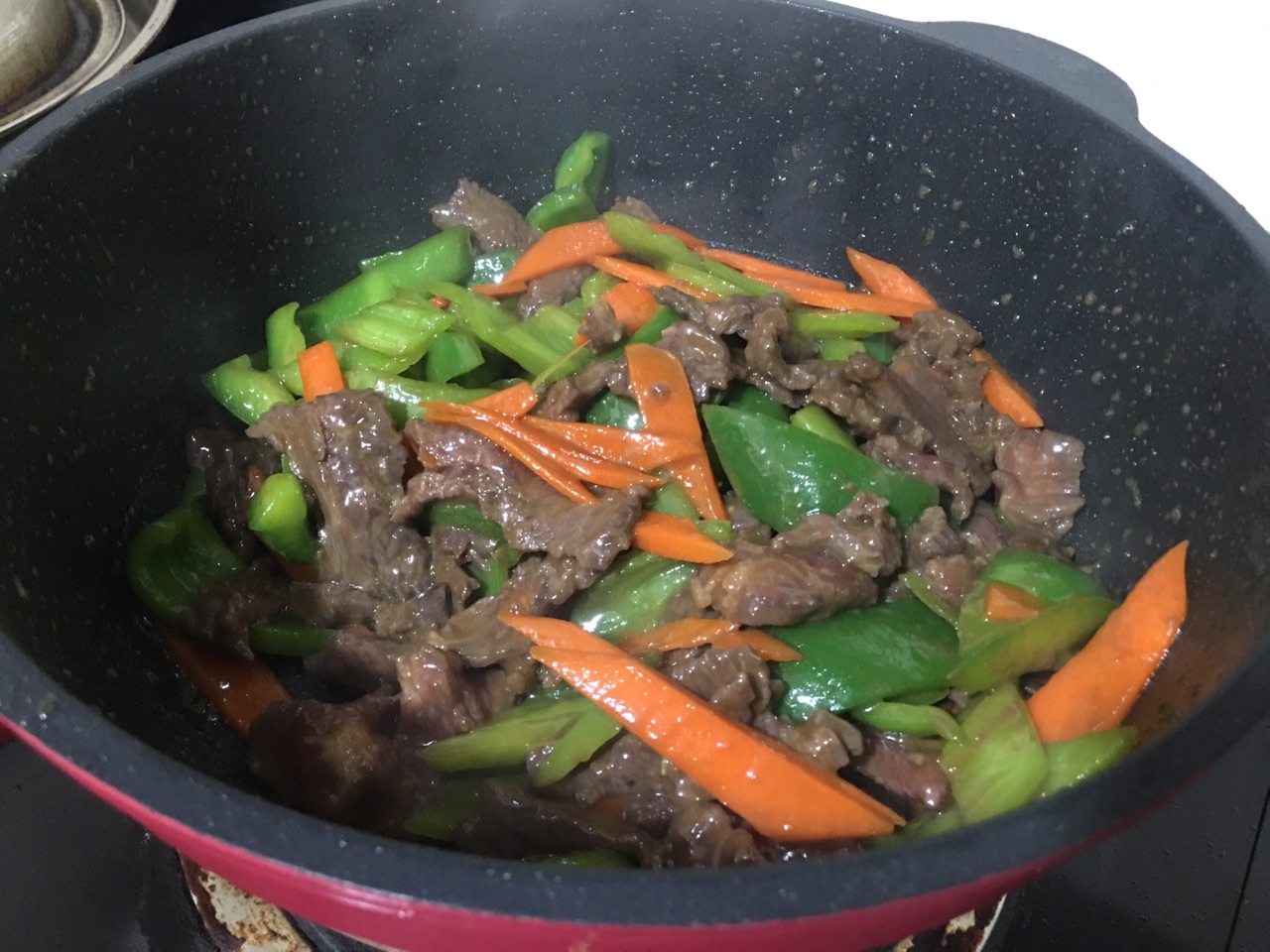 爆炒牛肉