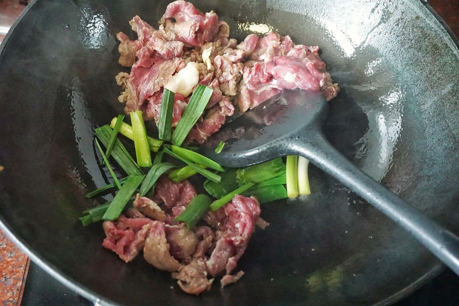爆炒山羊肉