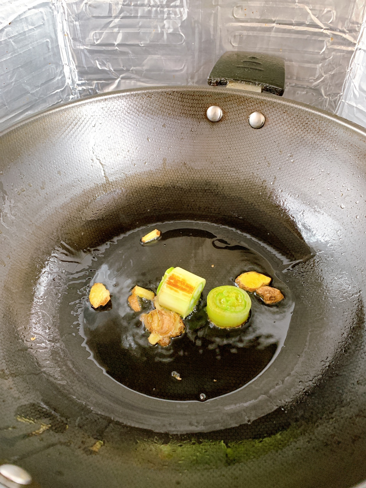爆炒香辣鸡胗