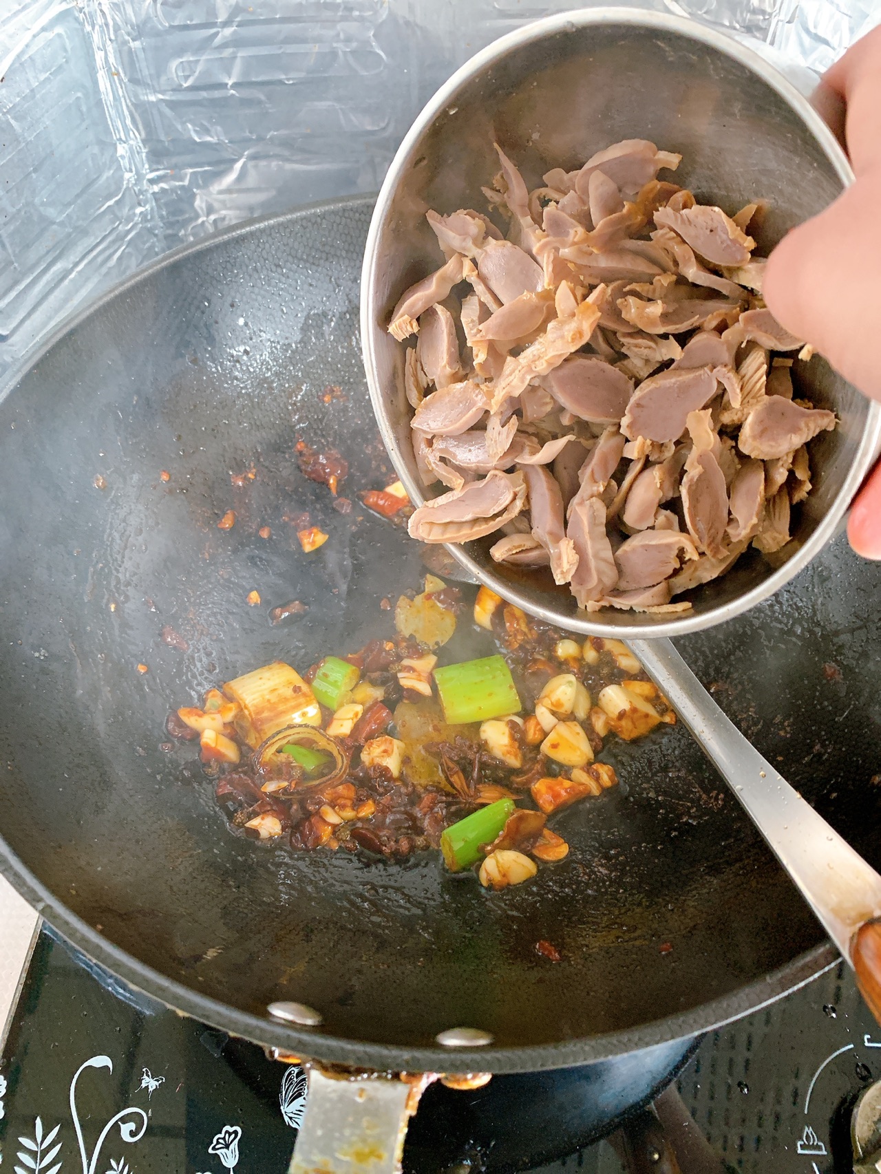 爆炒香辣鸡胗