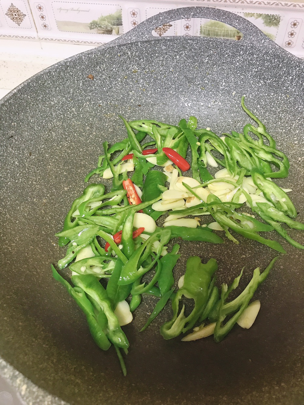 爆炒香酥小鱼干