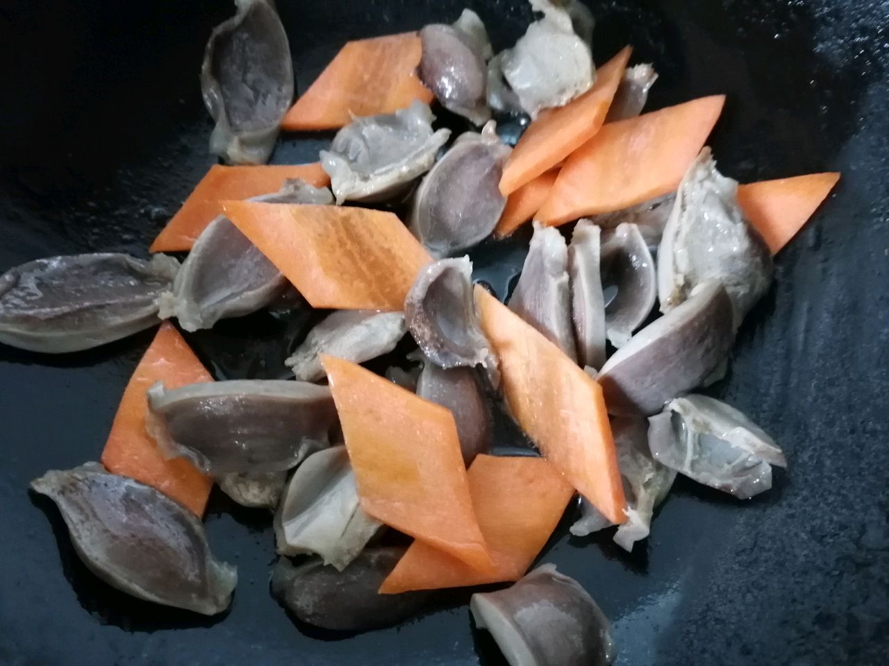 爆炒鸭胗